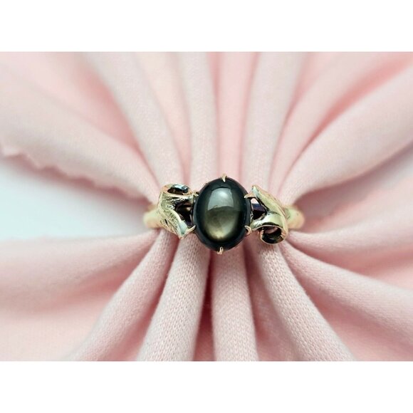 Vintage 10K Karat Solid Yellow Gold Designer Star Sapphire Ladies Ring - Size 5